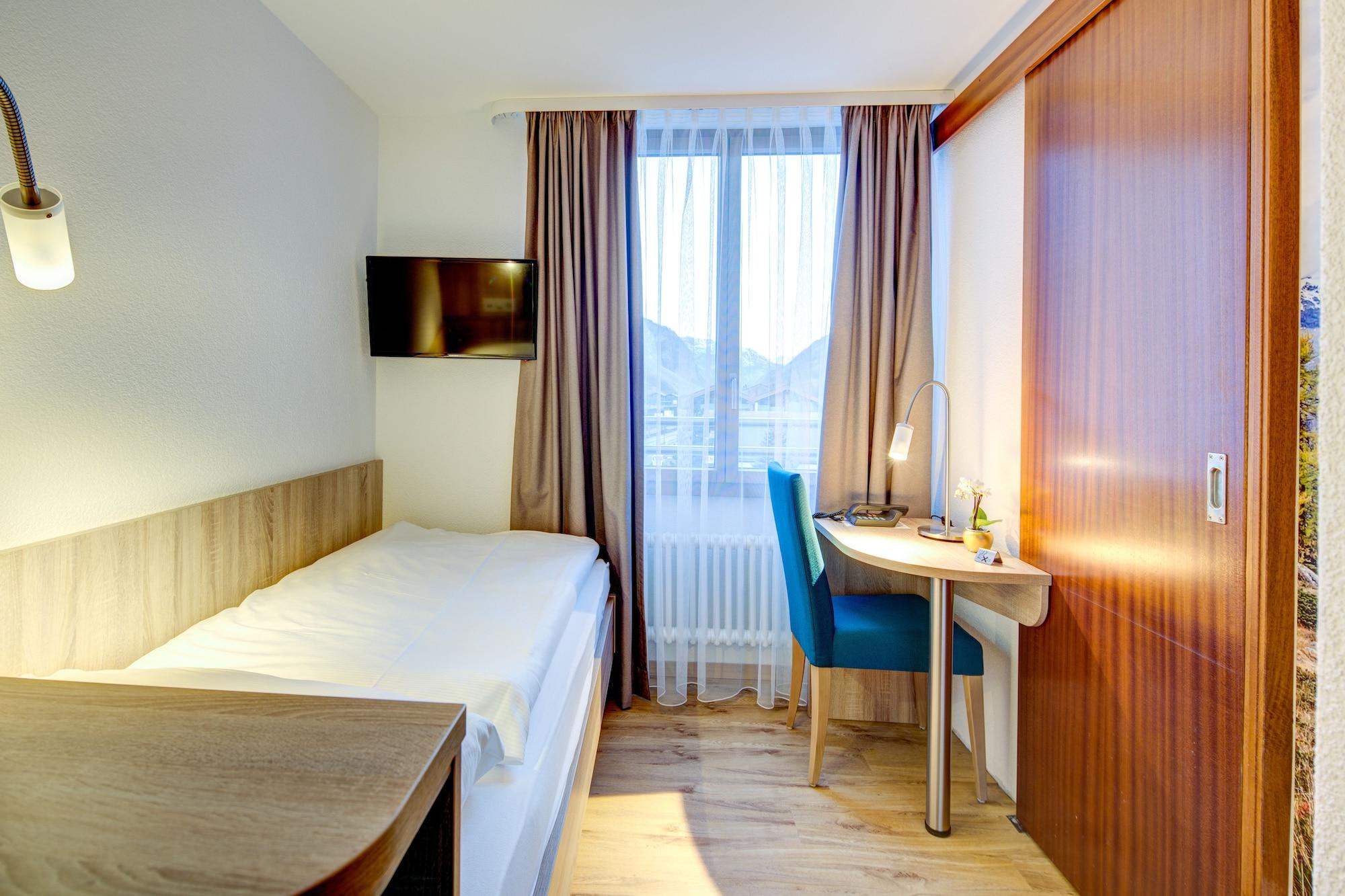 Matterhorn Hotel 3*