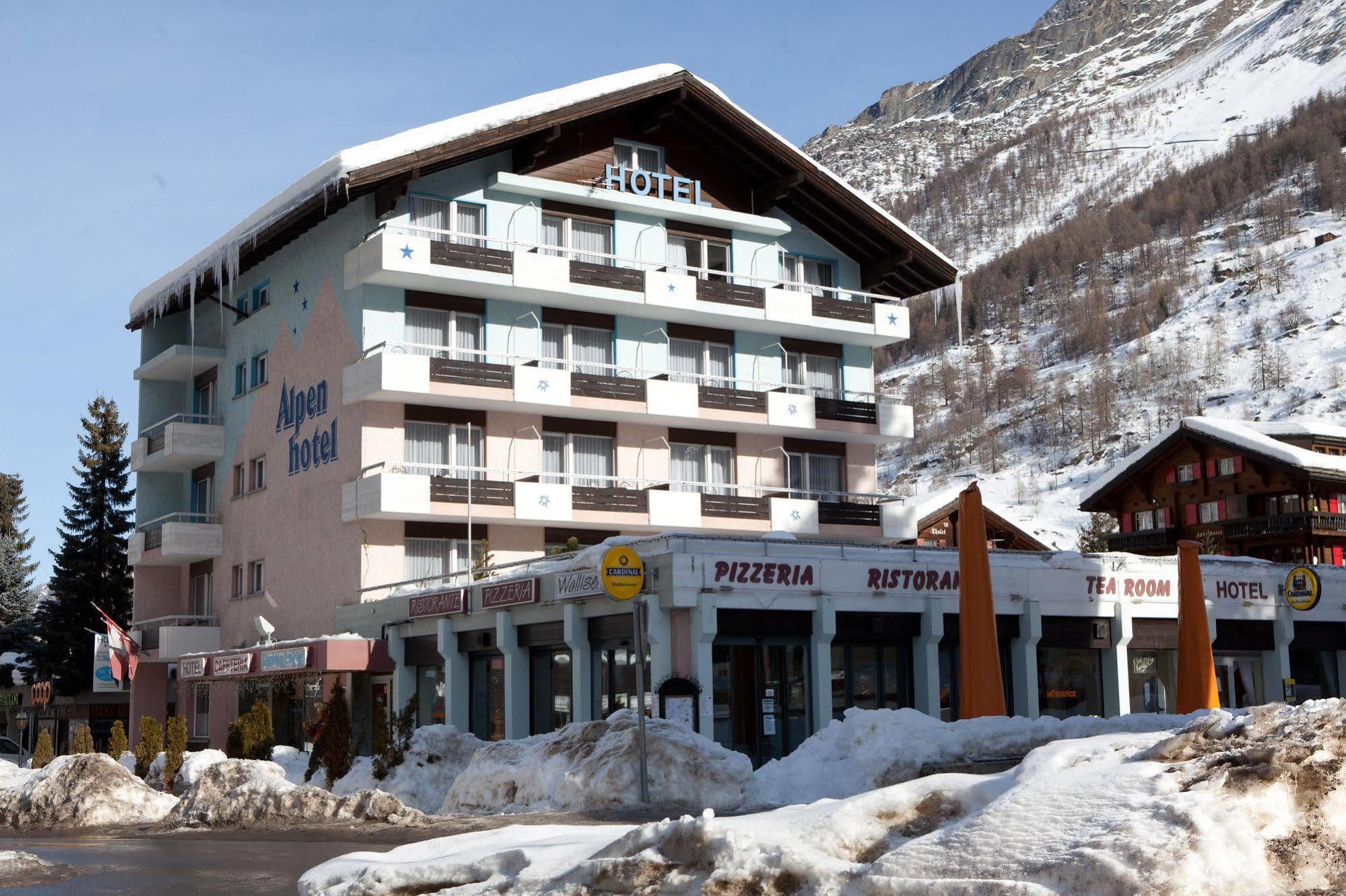 Matterhorn Hotel 3*